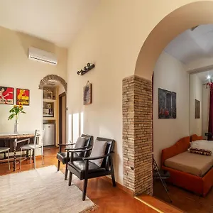 Piazza Navona Penthouse , Rome Italie